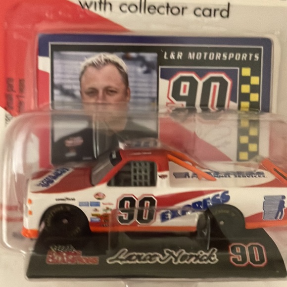 New in package. Lance Norick die cast race truck 1/64 scale with collector card - Picture 2 of 5